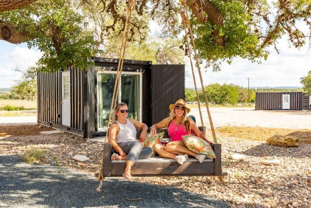 The Container Retreat @ 290 Wine Trail #9 Get Away Today! Villa Hye Ngoại thất bức ảnh